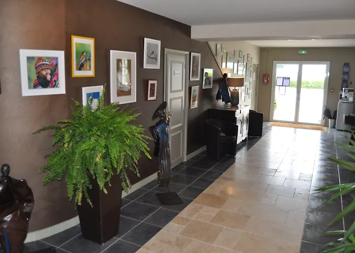 Domaine Du Griffier Hotel 3*